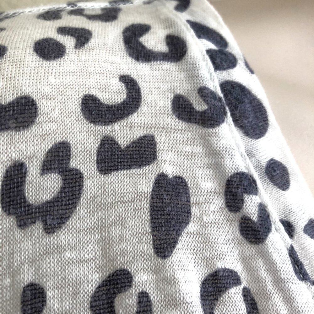 Rails Small White Leopard Print Linen Tee - image 4